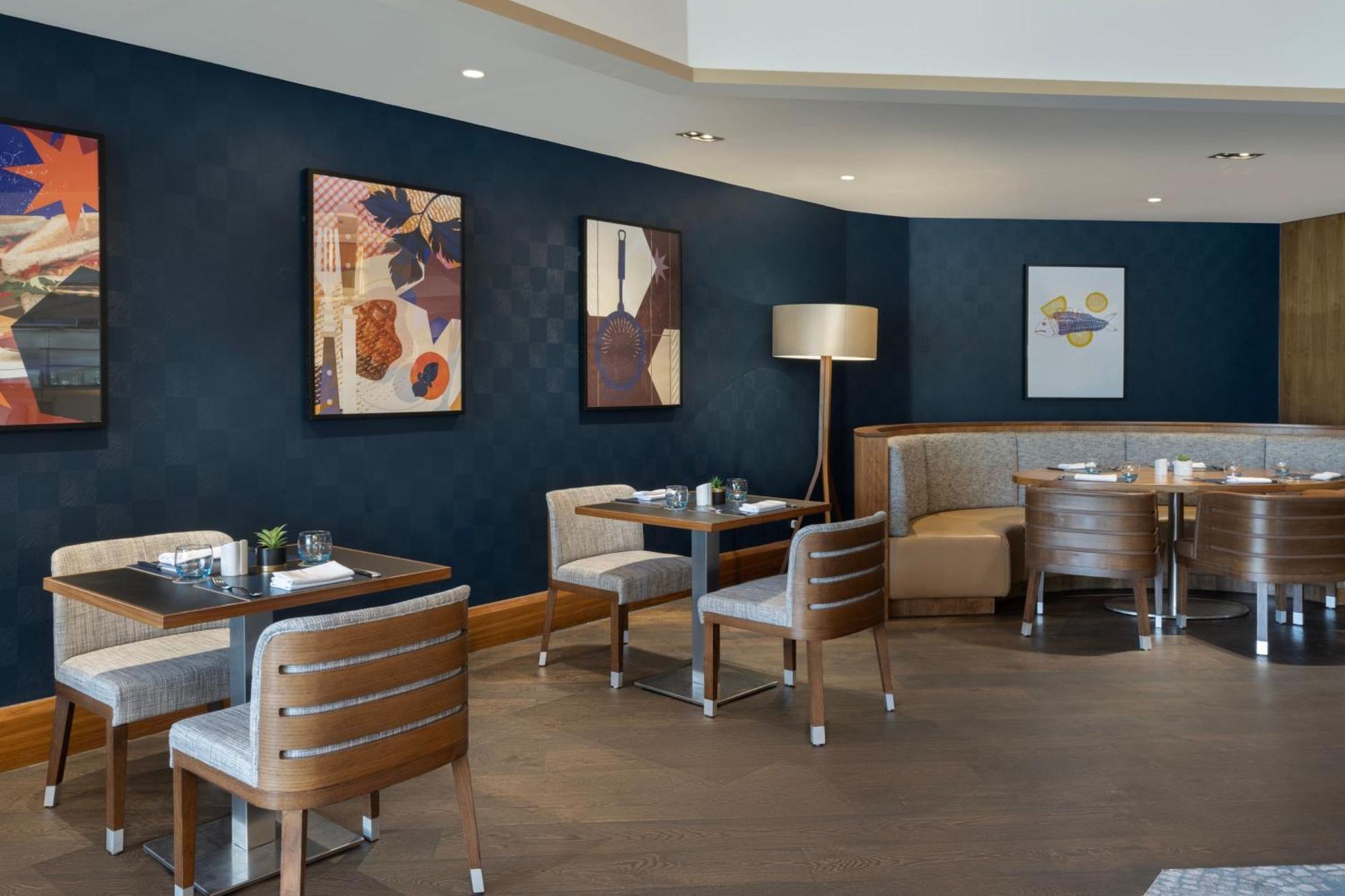 Delta Hotels By Marriott Waltham Abbey Extérieur photo
